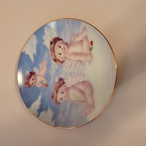 Dreamsicles Love's Shy Glance Plate